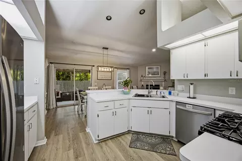 Kitchen - 6739 NW 34th Ter, Gainesville, FL 32653 photo 4 of 4
