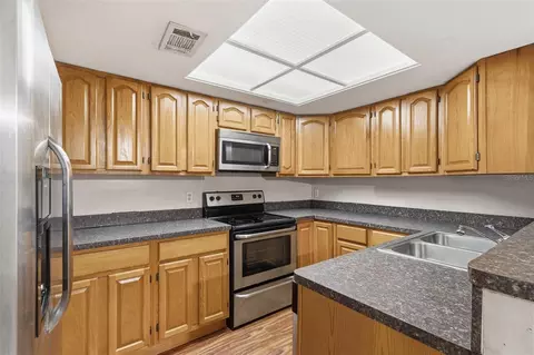 Kitchen - 4705 SW 69th Ter, Gainesville, FL 32608 photo 1 of 2