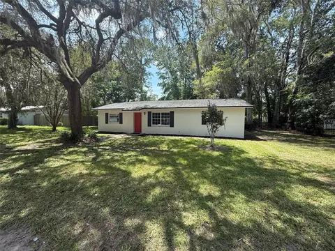 2100 SE 50th St, Gainesville, FL 32641