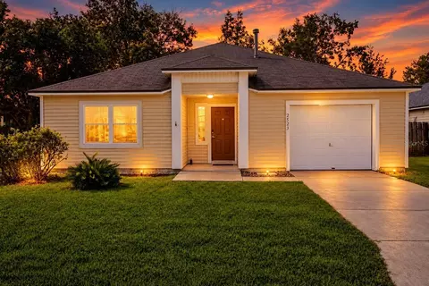 2523 NW 38 Pl, Gainesville, FL 32605