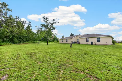 Exterior - 8074 Juniper Rd, Ocala, FL 34480 photo 7 of 8