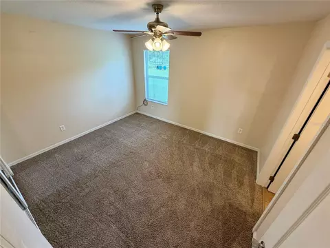 Bedroom - 8074 Juniper Rd, Ocala, FL 34480 photo 2 of 4