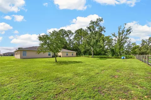 Exterior - 8076 Juniper Rd, Ocala, FL 34480 photo 6 of 9