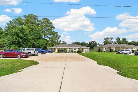 Exterior - 8076 Juniper Rd, Ocala, FL 34480 photo 2 of 9