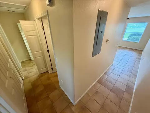 Entry Way - 8076 Juniper Rd, Ocala, FL 34480 photo 2 of 2
