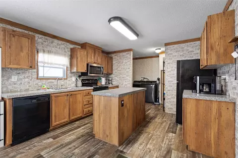 Kitchen - 7650 NE 105th Ave, Bronson, FL 32621 photo 1 of 4