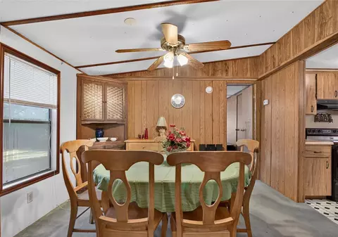 Dining - 304 Colgate Loop, Fort White, FL 32038 photo 2 of 2