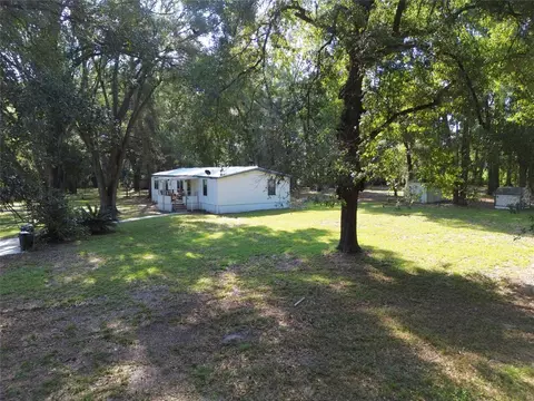 Exterior - 304 Colgate Loop, Fort White, FL 32038 photo 5 of 7