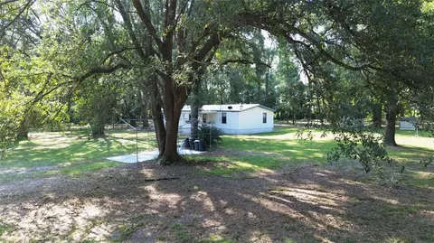Exterior - 304 Colgate Loop, Fort White, FL 32038 photo 4 of 7