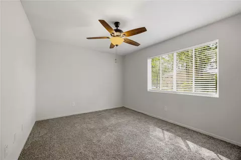 Bedroom - 507 NW 39th Rd #122, Gainesville, FL 32607 photo 3 of 4