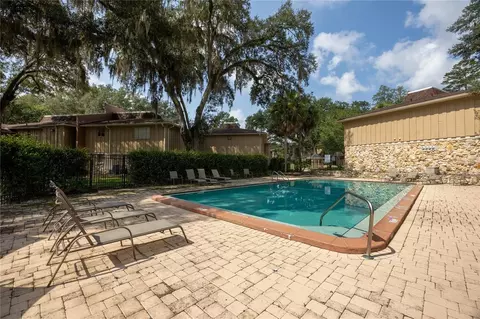 Exterior - 507 NW 39th Rd #122, Gainesville, FL 32607 photo 6 of 6
