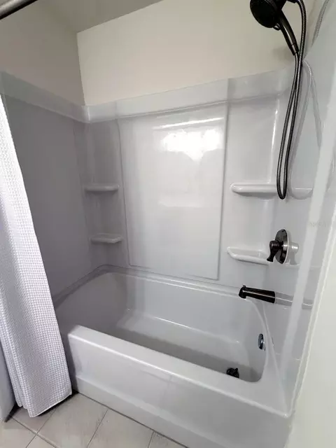 Bath - 354 Boulder Ln, Saint Johns, FL 32259 photo 8 of 8