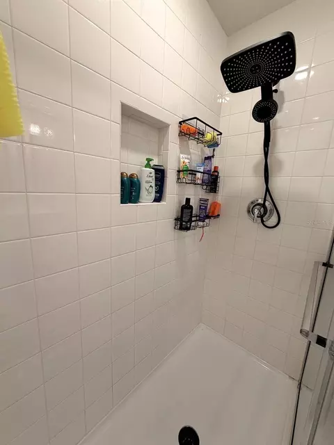 Bath - 354 Boulder Ln, Saint Johns, FL 32259 photo 5 of 8
