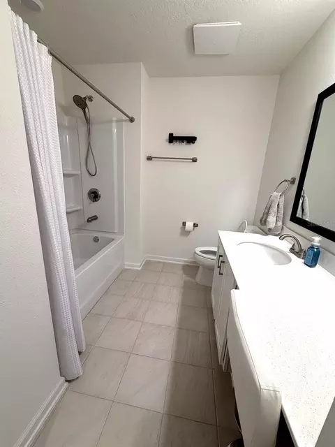 Bath - 354 Boulder Ln, Saint Johns, FL 32259 photo 6 of 8