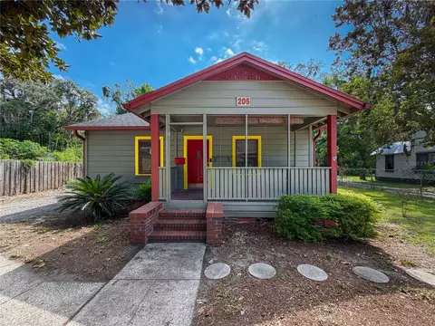 205 NE 9th St, Gainesville, FL 32601