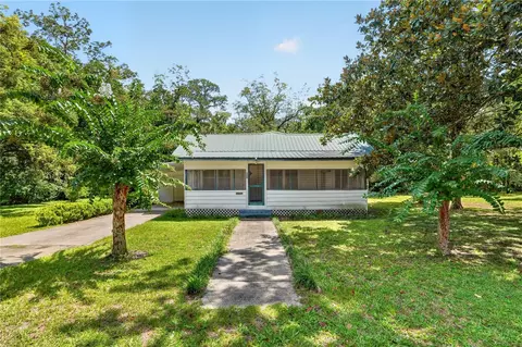 321 NE 11th St, Gainesville, FL 32601