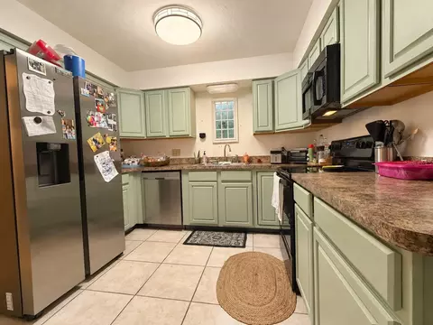 Kitchen - 731 NW 37th St, Gainesville, FL 32607 photo 1 of 2