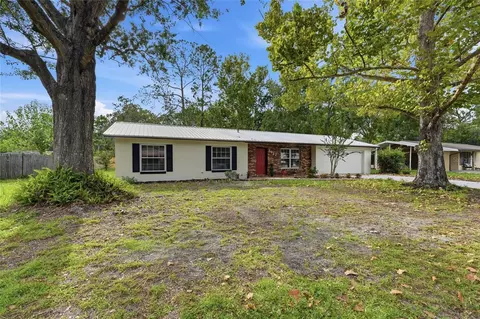 5922 NW 26th Ter, Gainesville, FL 32653