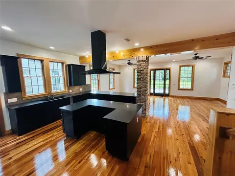 Kitchen - 294 NW 12th Ave, Gainesville, FL 32601 photo 10 of 12