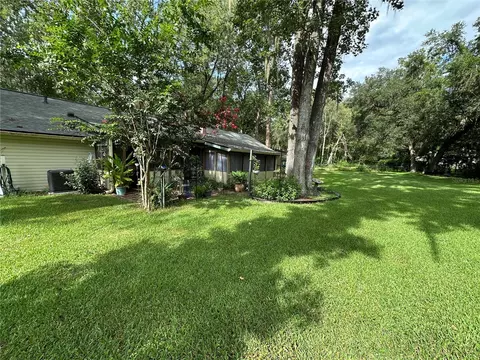 Exterior - 8614 SW 1st Ave, Gainesville, FL 32607 photo 9 of 10