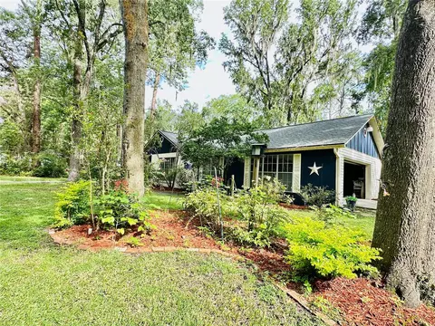 Exterior - 8614 SW 1st Ave, Gainesville, FL 32607 photo 3 of 10