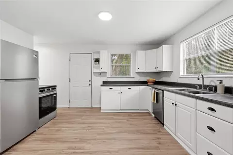 Kitchen - 924 Maltas Ave, Interlachen, FL 32148 photo 1 of 4