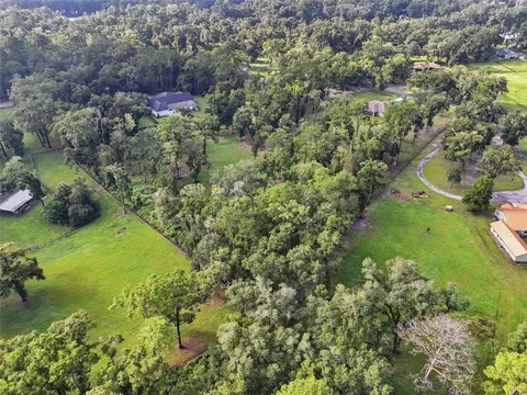 View/Area - 16 Lakeside Dr, Ocala, FL 34482 photo 8 of 14