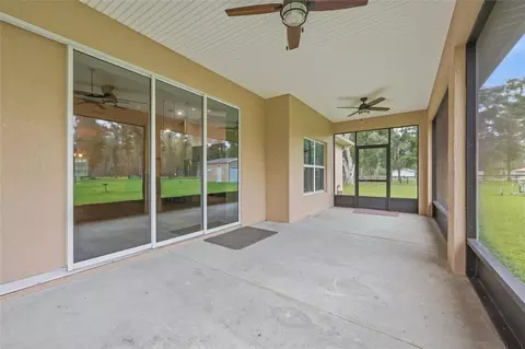 Exterior - 16 Lakeside Dr, Ocala, FL 34482 photo 4 of 6