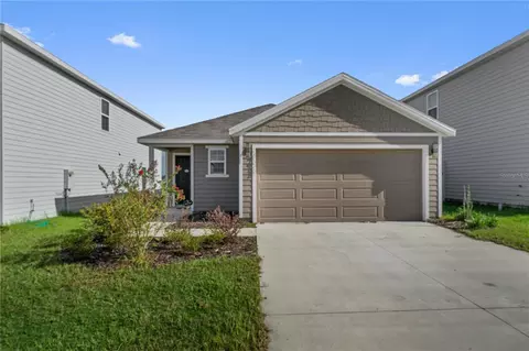 24622 NW 11th Pl, Newberry, FL 32669
