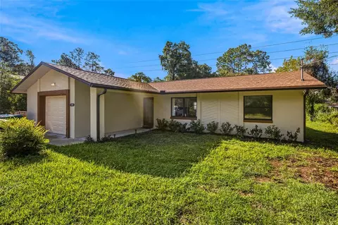 Exterior - 105 E Harvard St, Inverness, FL 34452 photo 2 of 8