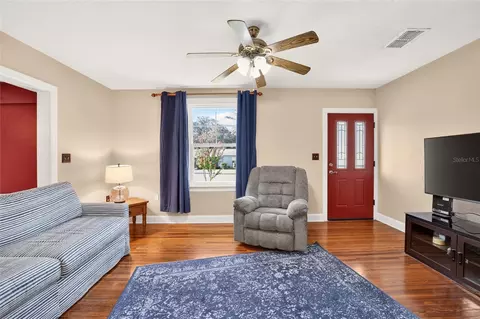 Living - 1139 NE 8th St, Ocala, FL 34470 photo 1 of 3