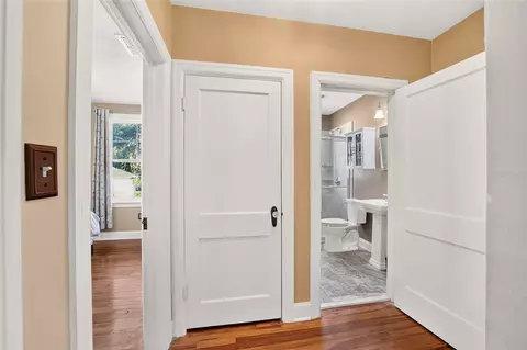 Entry Way - 1139 NE 8th St, Ocala, FL 34470 photo 5 of 6