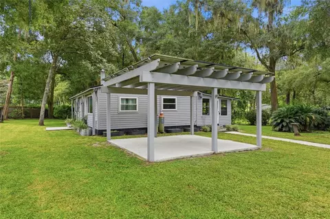 Exterior - 18467 NW 57th Ct, Reddick, FL 32686 photo 10 of 10