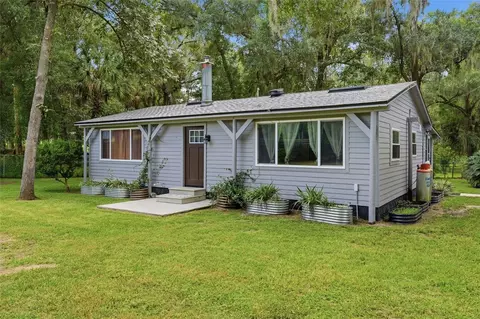 Exterior - 18467 NW 57th Ct, Reddick, FL 32686 photo 4 of 10