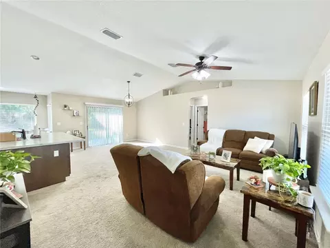 Living - 121 NW 5th Pl, Williston, FL 32696 photo 2 of 4