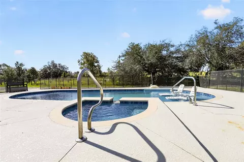 Exterior - 5151 NE 124th Ter, Williston, FL 32696 photo 3 of 16