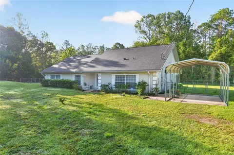 Exterior - 118 Garnet Pl, Interlachen, FL 32148 photo 6 of 9