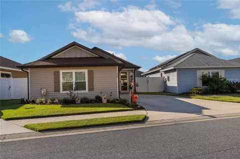 1800 SW 246th Dr, Newberry, FL 32669