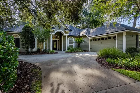 Exterior - 915 SW 86th Way, Gainesville, FL 32607 photo 3 of 16