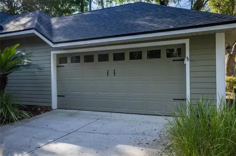 Exterior - 915 SW 86th Way, Gainesville, FL 32607 photo 15 of 16