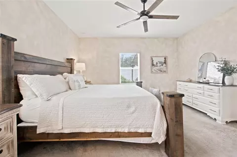 Bedroom - 551 NW 4th Pl, Williston, FL 32696 photo 4 of 7