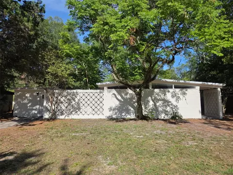 2839 NE 10th Dr, Gainesville, FL 32609