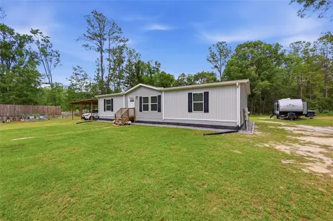 Exterior - 9367 254th Ter, O Brien, FL 32071 photo 3 of 5