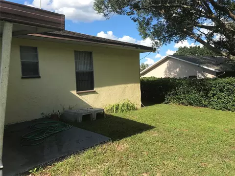 Exterior - 313 Bahia Cir, Ocala, FL 34472 photo 3 of 8