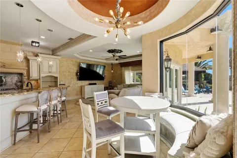 Dining - 10851 SW 14th Ln, Gainesville, FL 32607 photo 3 of 3