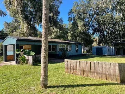 430 SE 74th St, Gainesville, FL 32641