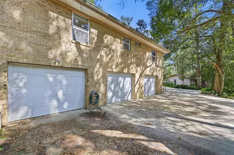 Exterior - 406 NW 28th Ter, Gainesville, FL 32607 photo 2 of 7