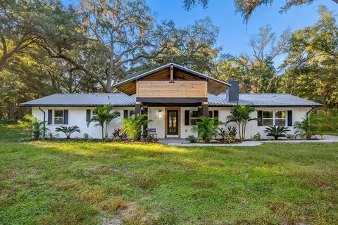 7519 SE 30th St, Newberry, FL 32669