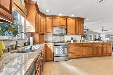Kitchen - 104 3rd St NW, Steinhatchee, FL 32359 photo 1 of 2