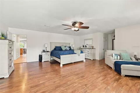 Bedroom - 104 3rd St NW, Steinhatchee, FL 32359 photo 1 of 4